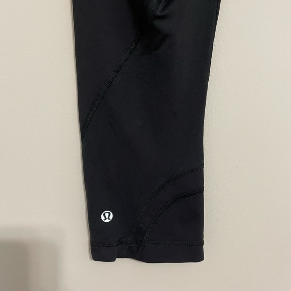 Lululemon Run Inspire Crop Black Leggings Size 8 - Picture 6 of 7